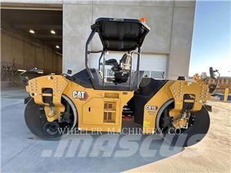 CAT CB15 CW VV Tandemwalzen