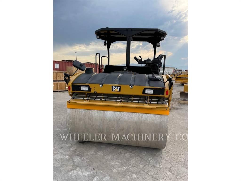 CAT CB15 CW VV Tandemwalzen