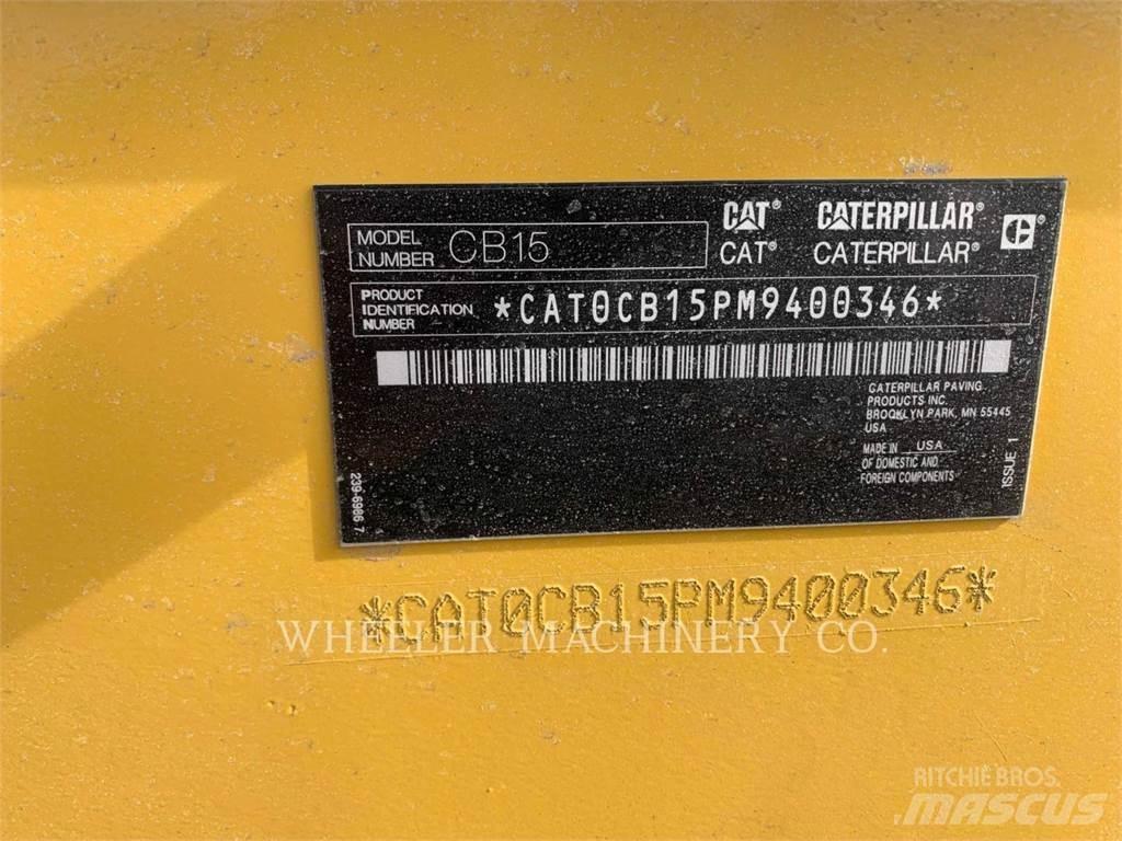 CAT CB15 VV Tandemwalzen
