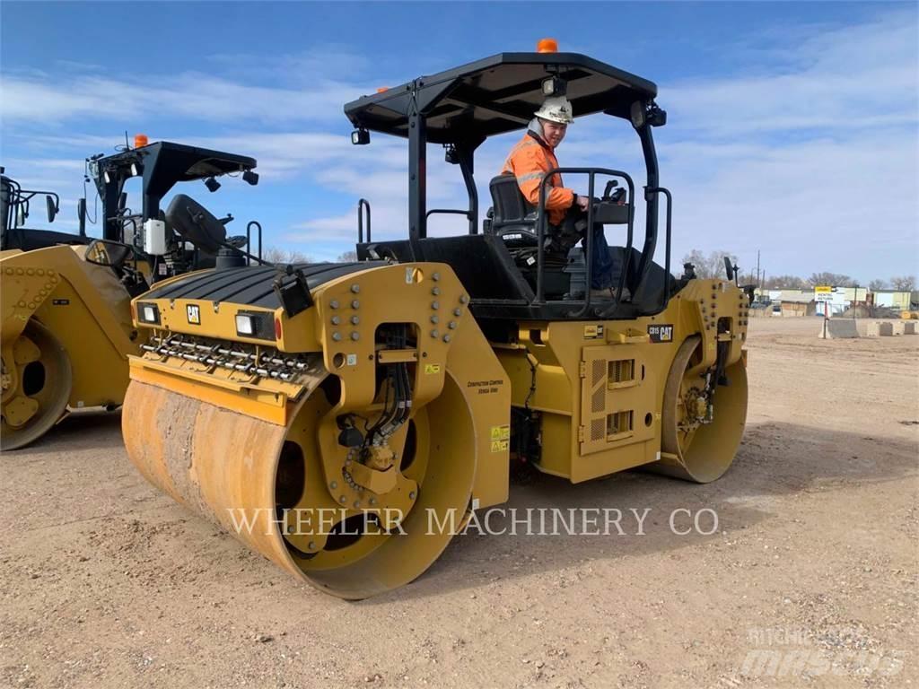 CAT CB15 VV Tandemwalzen