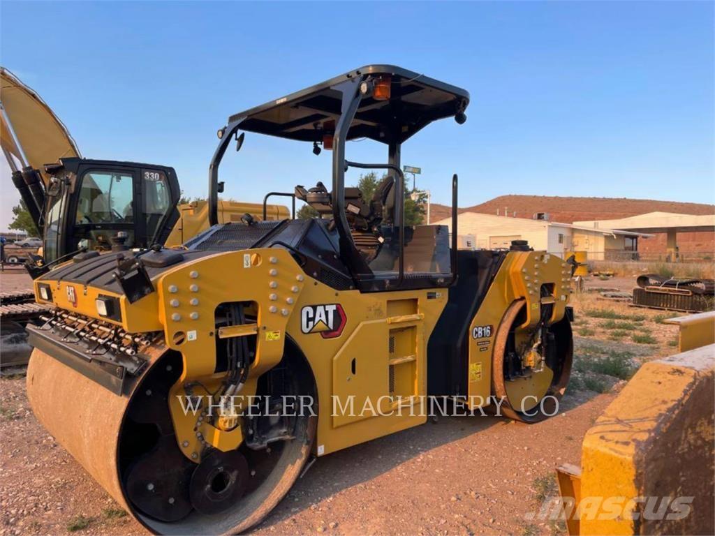 CAT CB16 CW VV Tandemwalzen