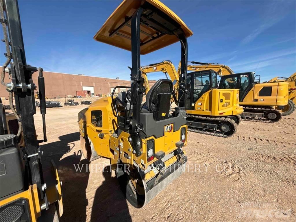 CAT CB2.5 Tandemwalzen
