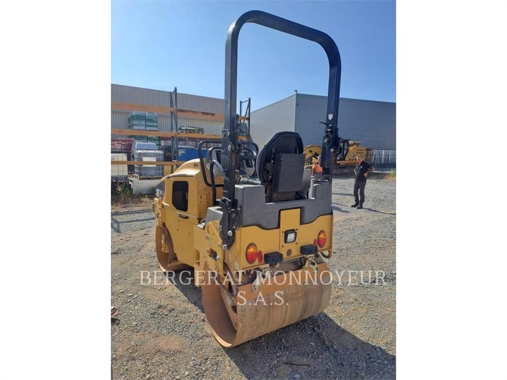 CAT CB2.5 Erdbauwalzen