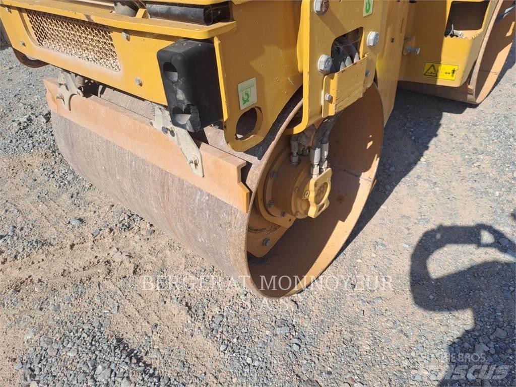 CAT CB2.5 Erdbauwalzen