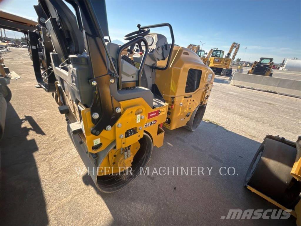 CAT CB2.5 GC Tandemwalzen