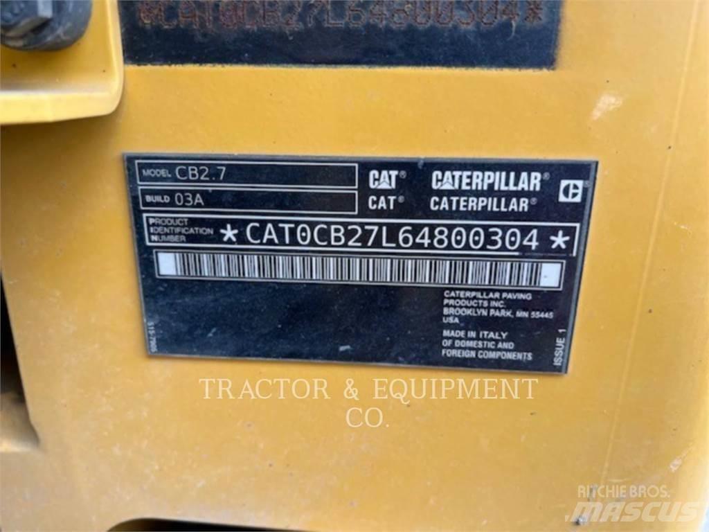 CAT CB2.7 Strassenfertiger