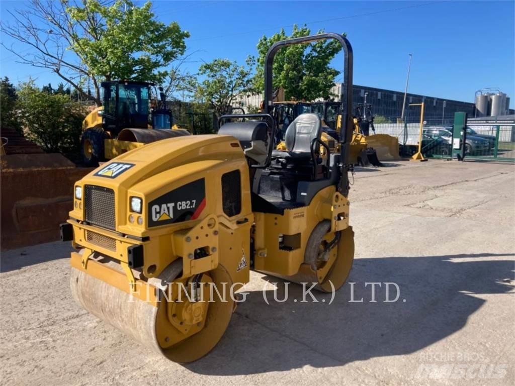 CAT CB2.7 Erdbauwalzen