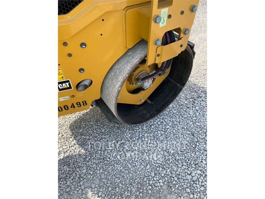 CAT CB2.7-03 Erdbauwalzen