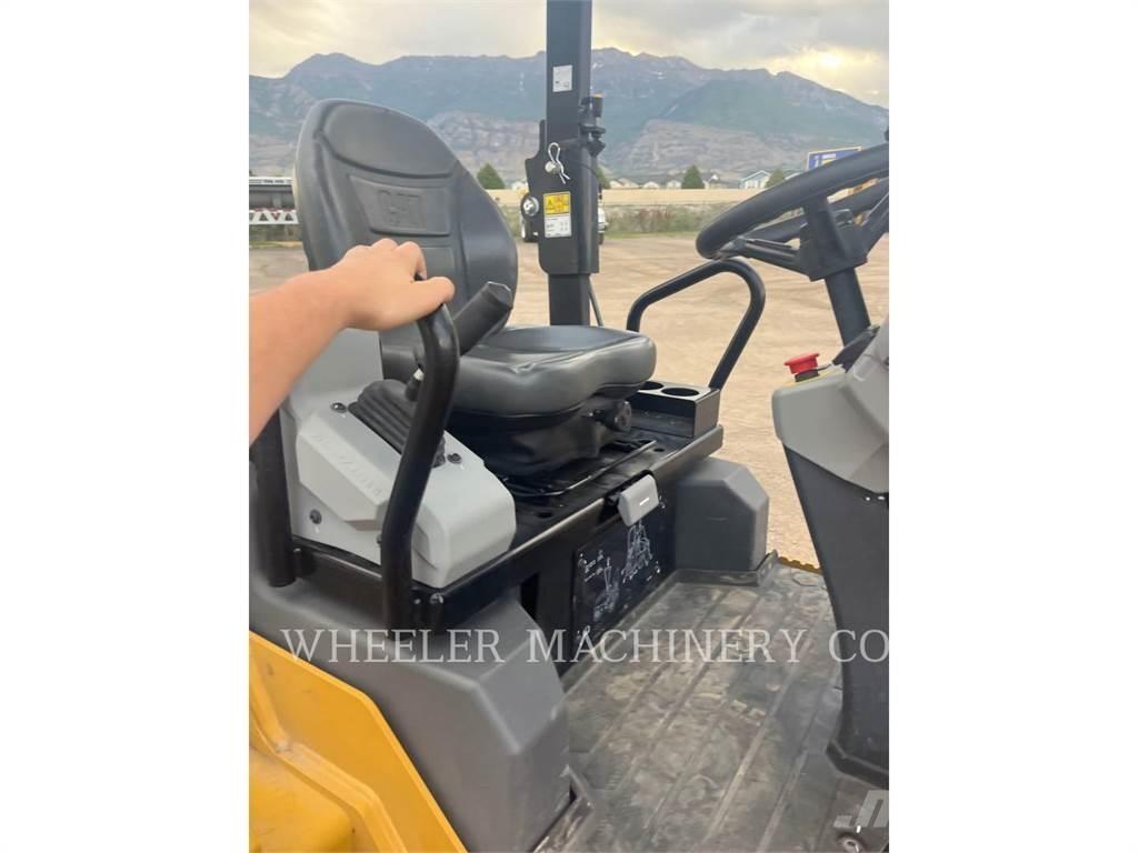 CAT CB2.7 GC Tandemwalzen