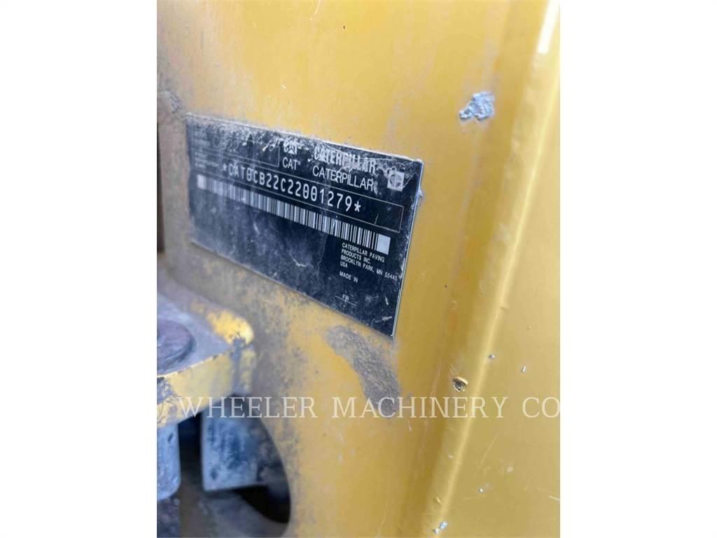 CAT CB22 Bitumen Sprayer