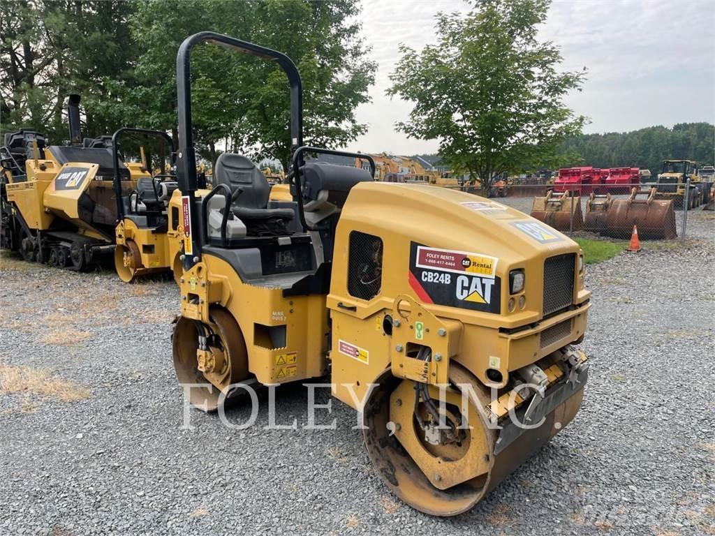 CAT CB24B Tandemwalzen