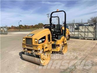 CAT CB24B Tandemwalzen