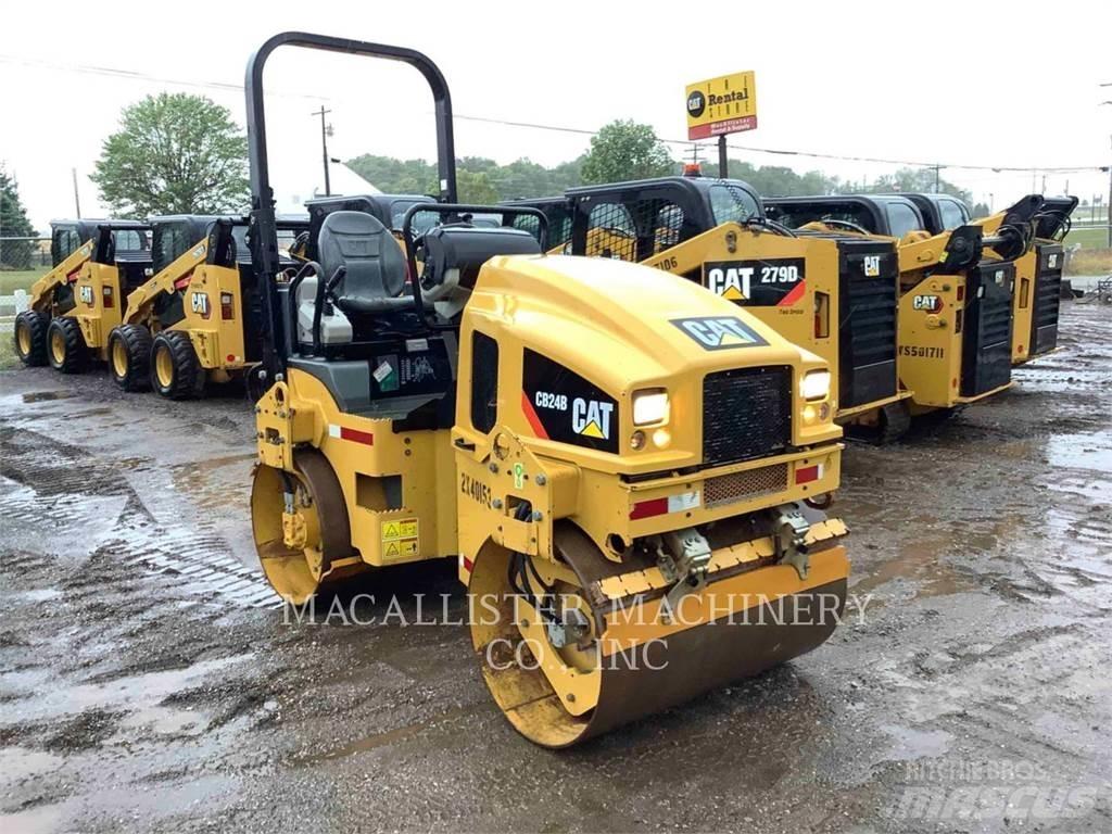 CAT CB24B Tandemwalzen