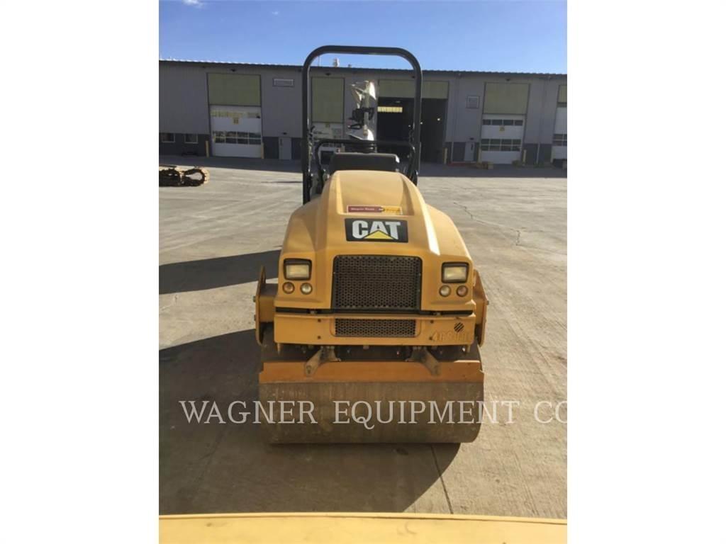 CAT CB24B Erdbauwalzen