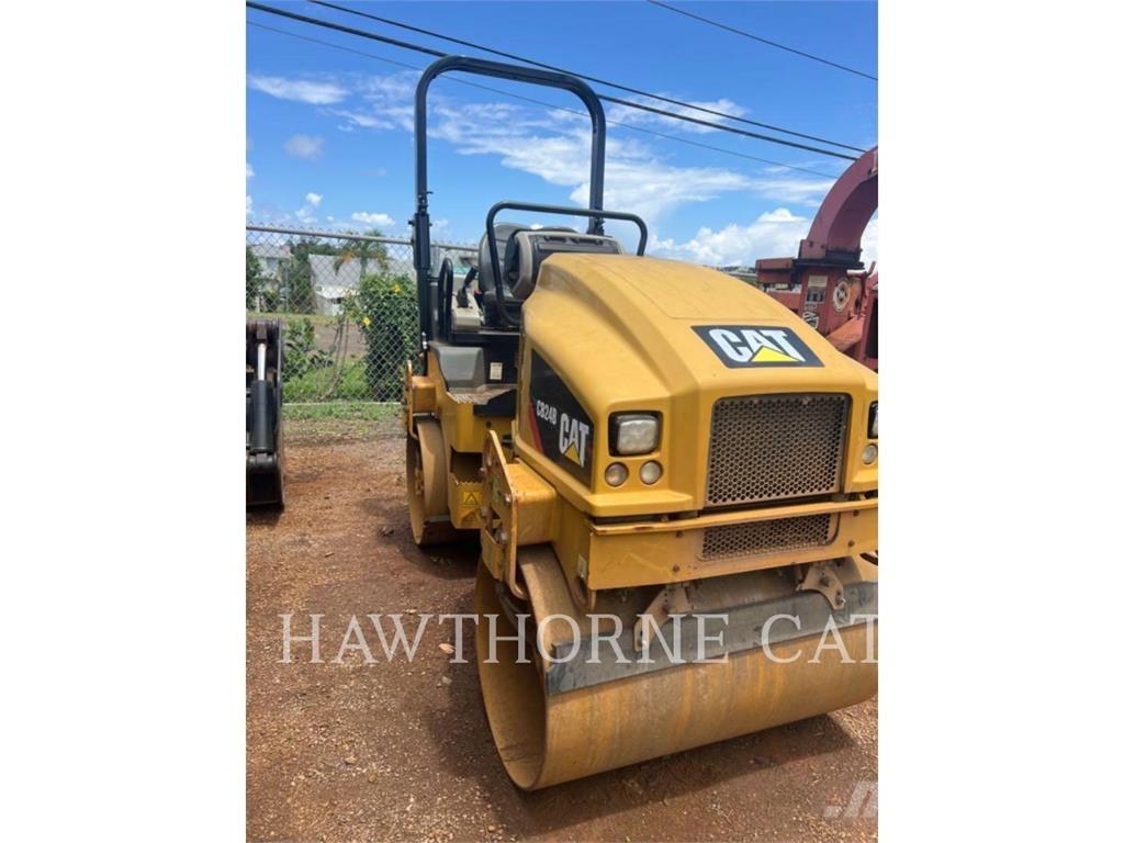 CAT CB24B Erdbauwalzen