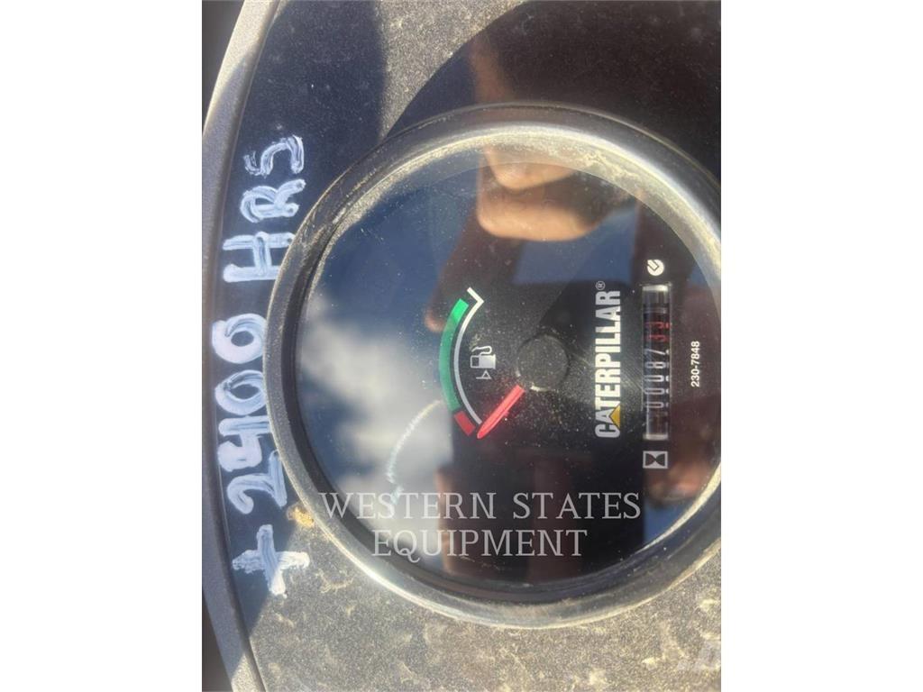 CAT CB34 Tandemwalzen