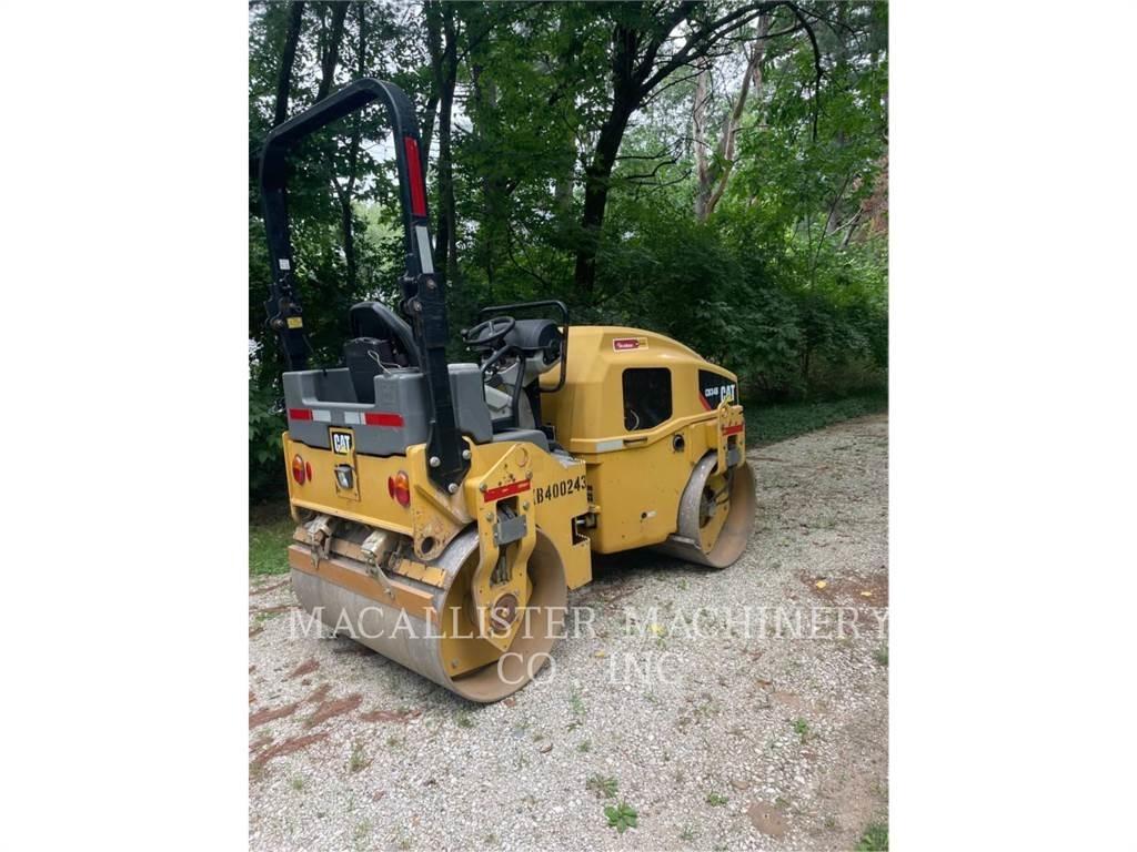 CAT CB34B Tandemwalzen