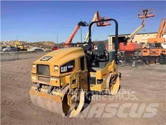 CAT CB34B Tandemwalzen