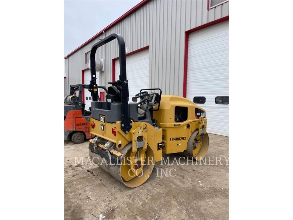 CAT CB34B Tandemwalzen