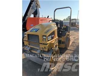 CAT CB34B Tandemwalzen