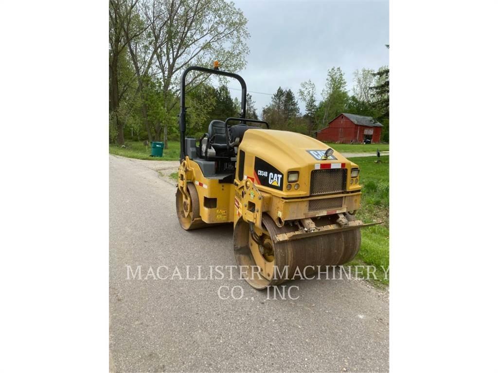 CAT CB34B Tandemwalzen