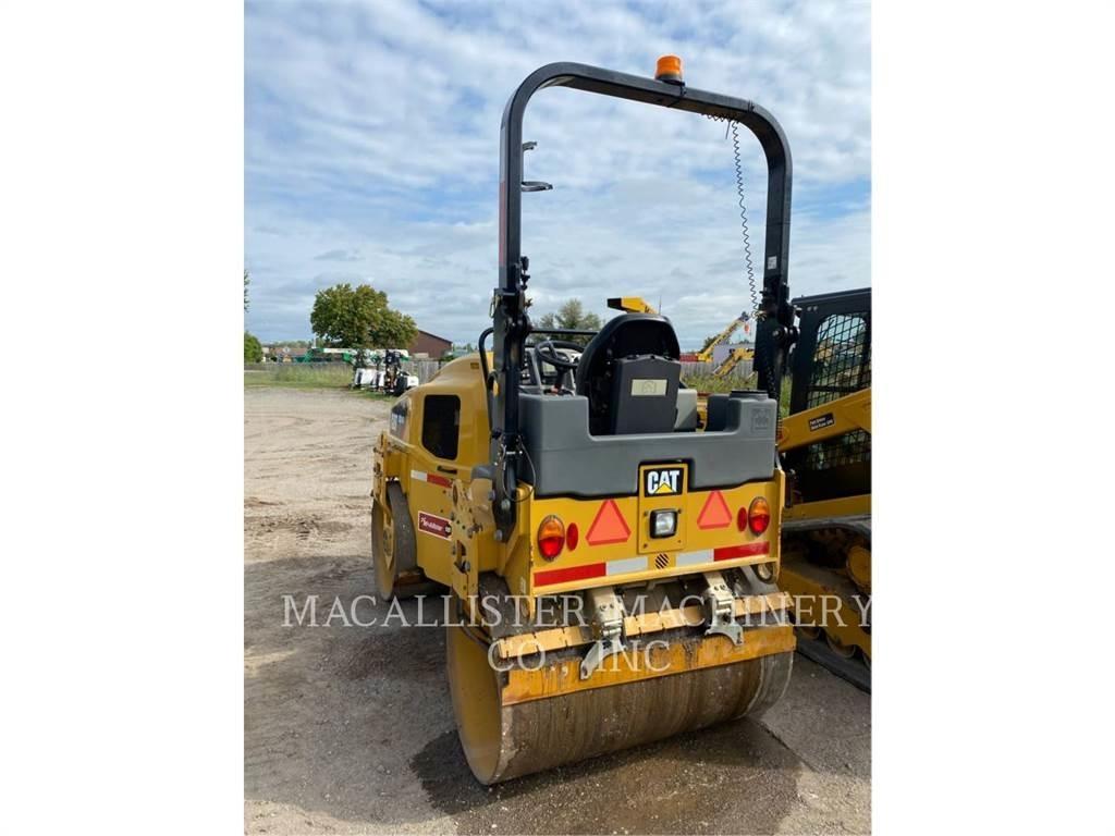 CAT CB34B Tandemwalzen