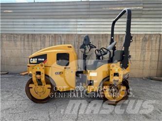 CAT CB34B Tandemwalzen