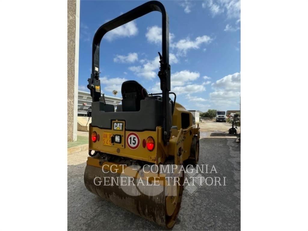 CAT CB34B Tandemwalzen