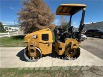 CAT CB4.0 Tandemwalzen