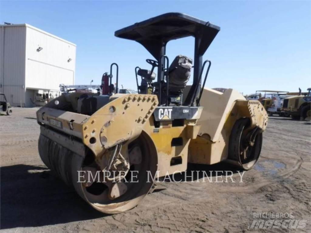 CAT CB64 Tandemwalzen