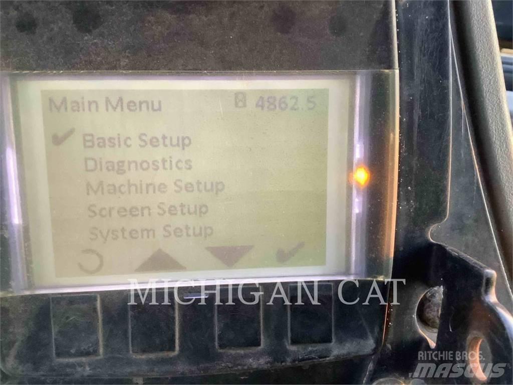 CAT CB64B Tandemwalzen