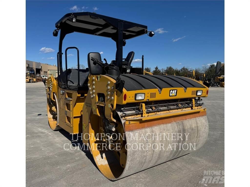 CAT CB64B Tandemwalzen