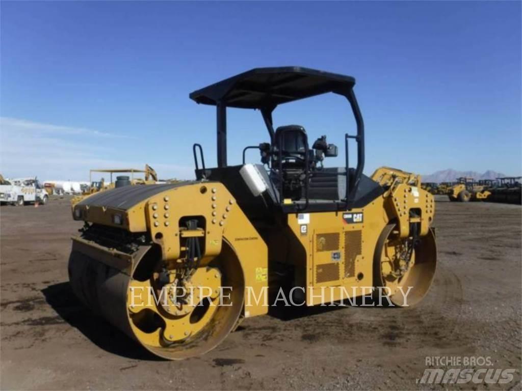 CAT CB66B Tandemwalzen