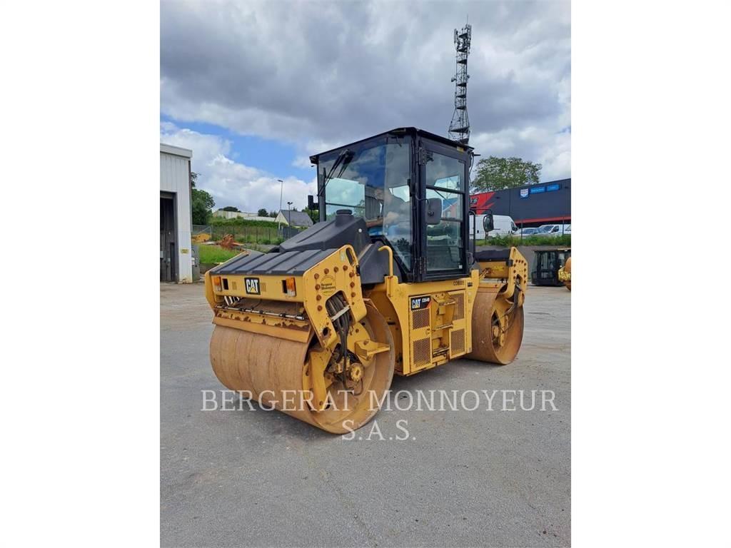 CAT CD54B Erdbauwalzen