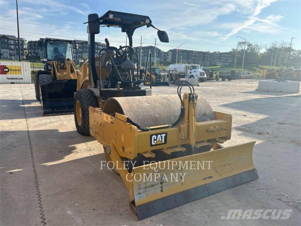CAT CS44B Erdbauwalzen