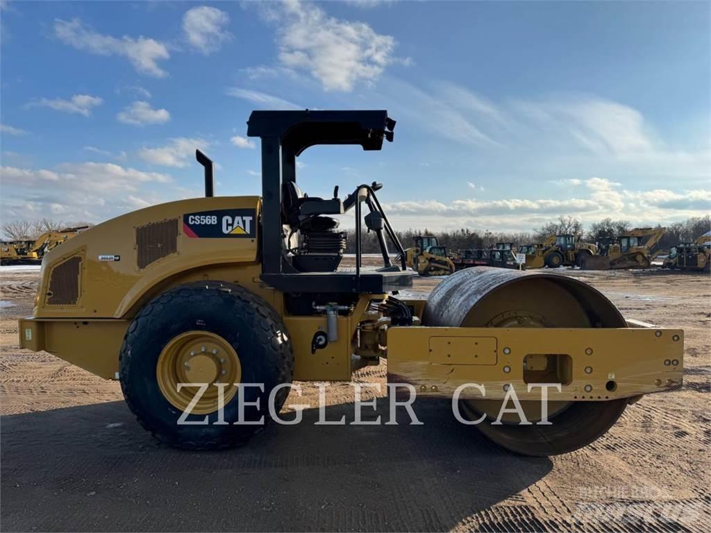 CAT CS56B Erdbauwalzen