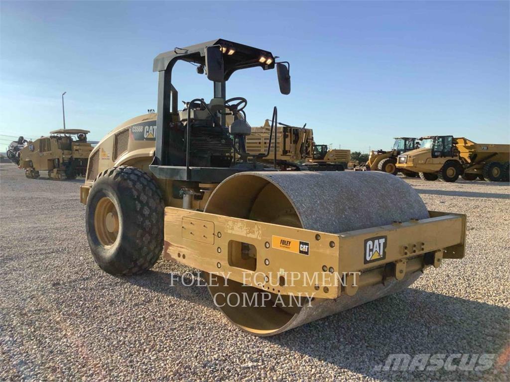 CAT CS56BO Erdbauwalzen