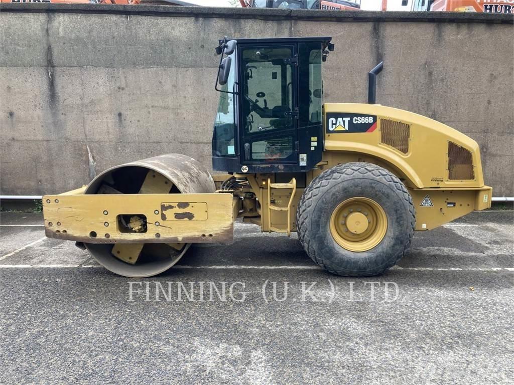 CAT CS66B Erdbauwalzen