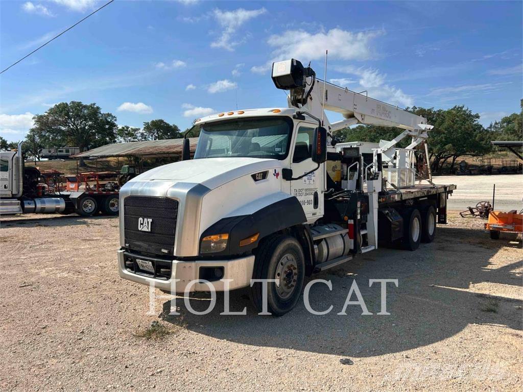 CAT CT660S Andere Fahrzeuge