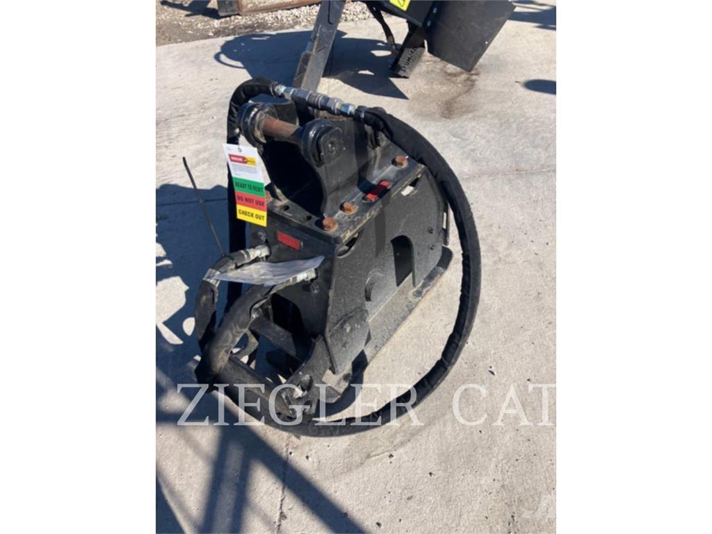 CAT CVP16 Erdbauwalzen