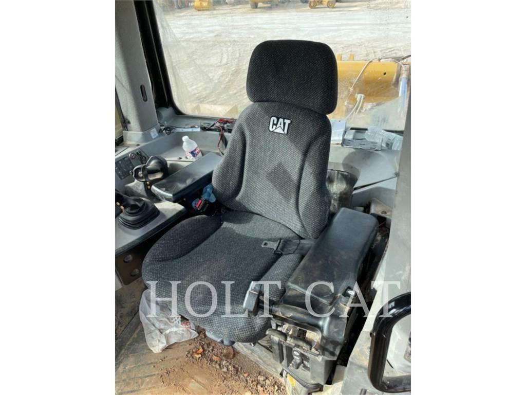 CAT D10T Bulldozer