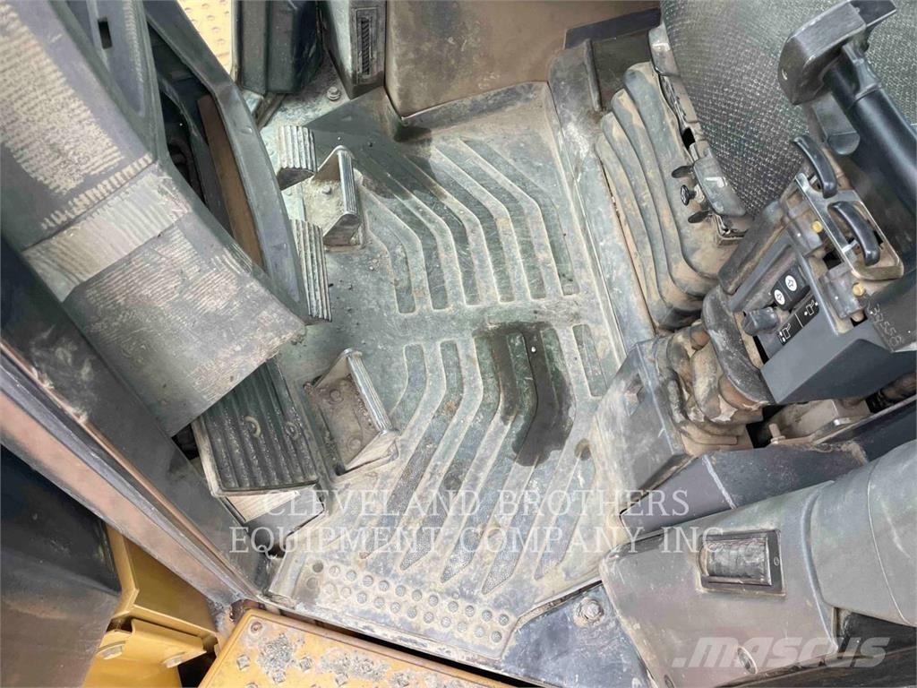 CAT D10T Bulldozer