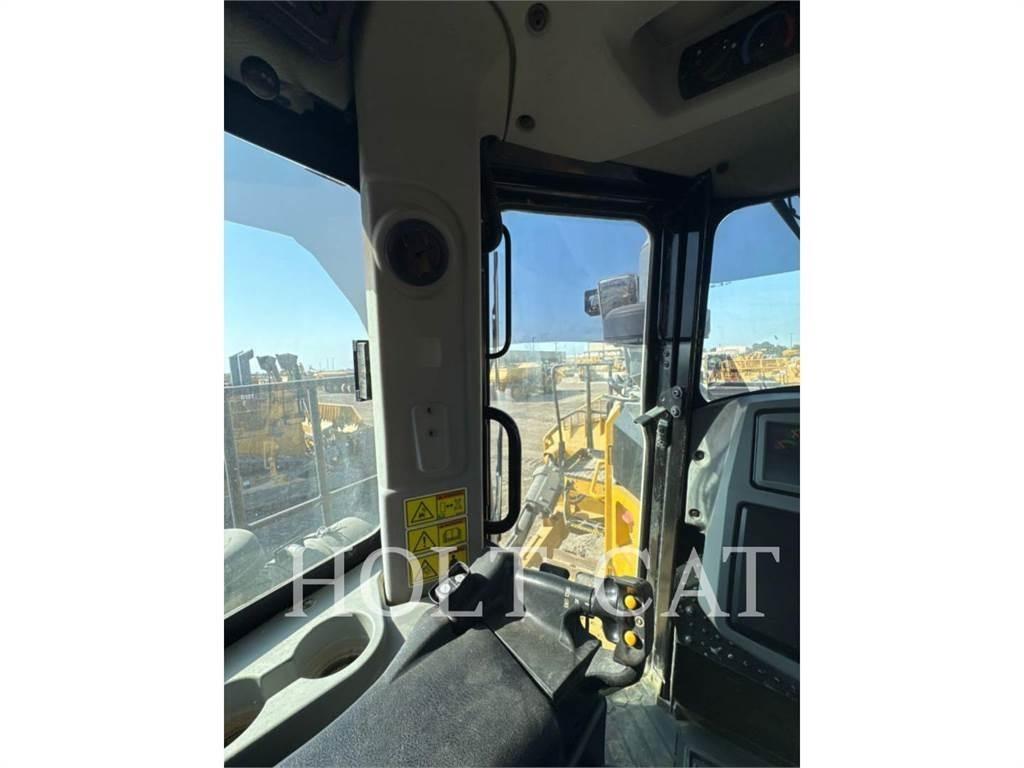 CAT D10T SS Bulldozer