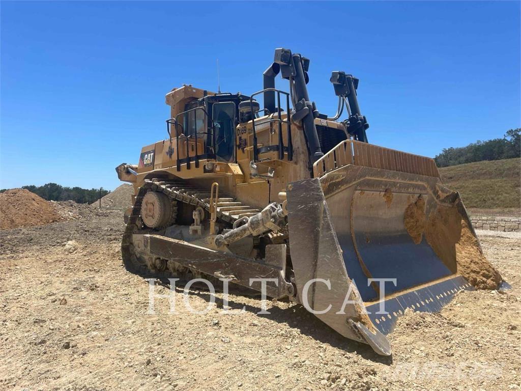CAT D10T2 Bulldozer
