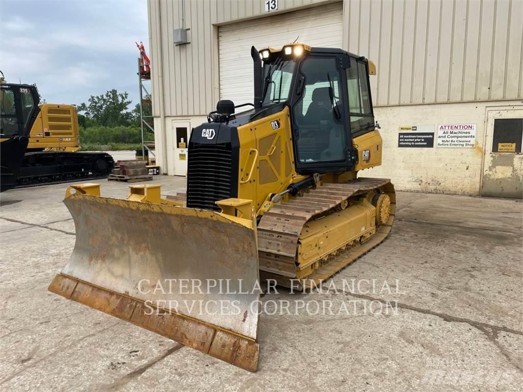 CAT D3 Bulldozer