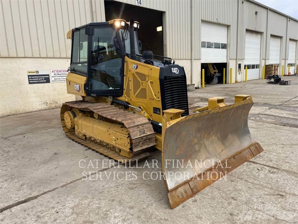CAT D3 Bulldozer