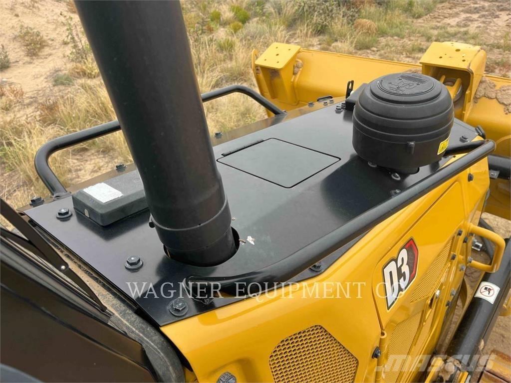 CAT D3 Bulldozer