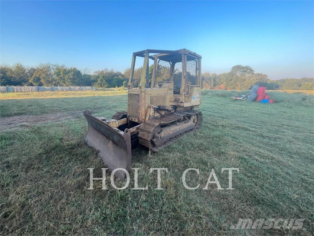CAT D3B Bulldozer