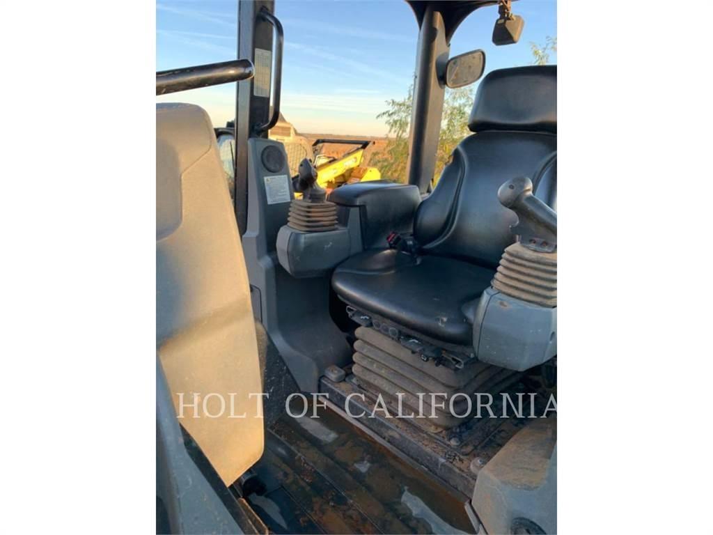 CAT D3K2 Bulldozer