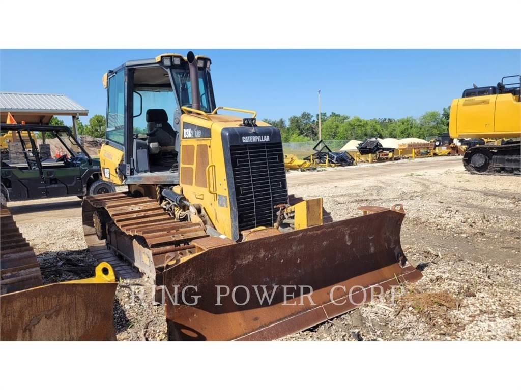 CAT D3K2LGP Bulldozer